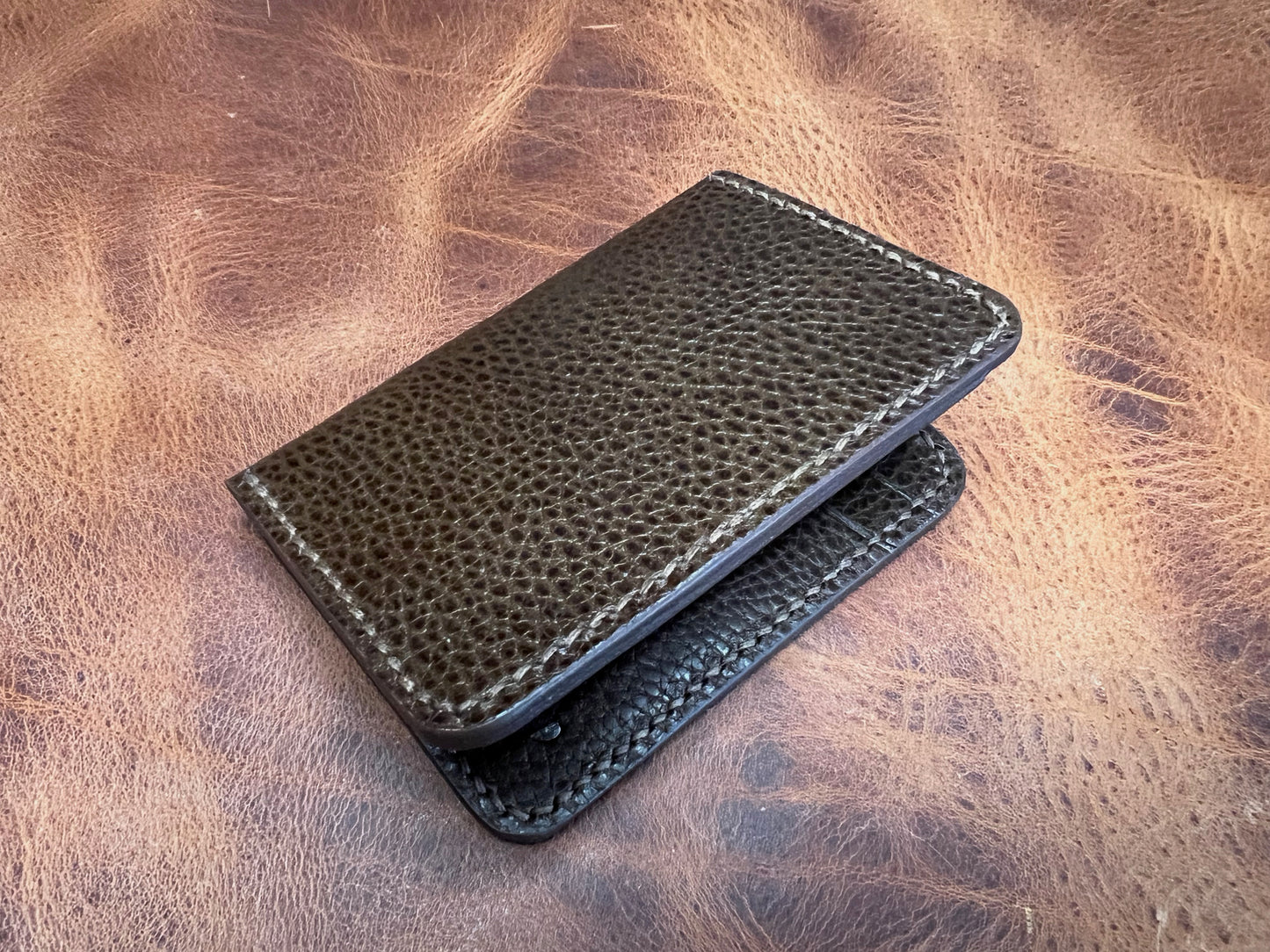 Chief Officer's leather card wallet - pebble beach