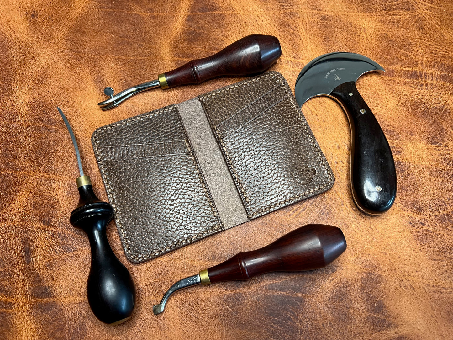 Chief Officer's leather card wallet - pebble beach