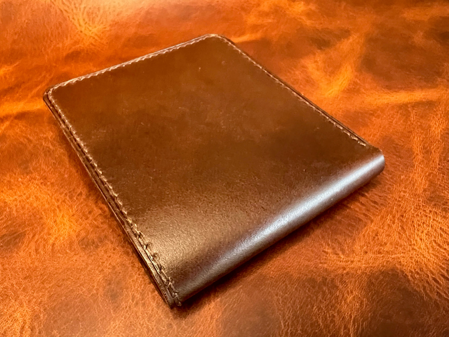 The Captain's bifold wallet - chocolate